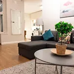 2Ndhomes Helsinki Center Apartment With Sauna